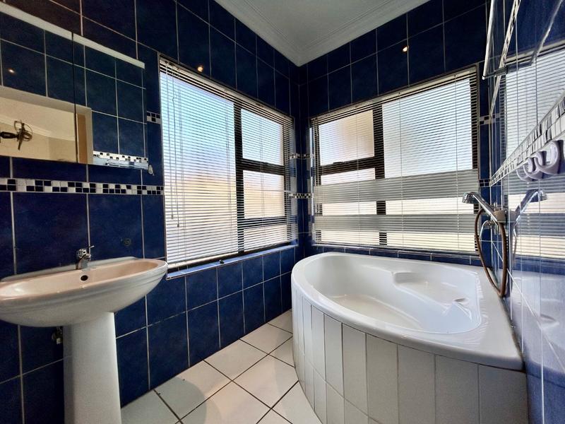 3 Bedroom Property for Sale in Xanadu North West